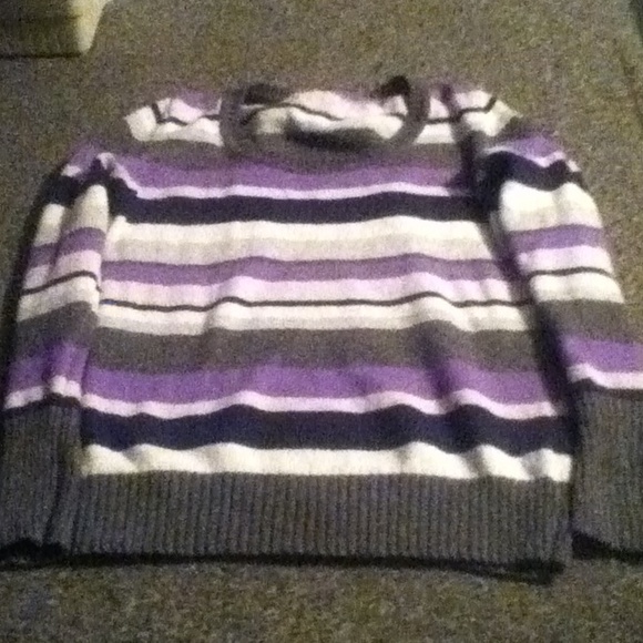 Long sleeve sweater