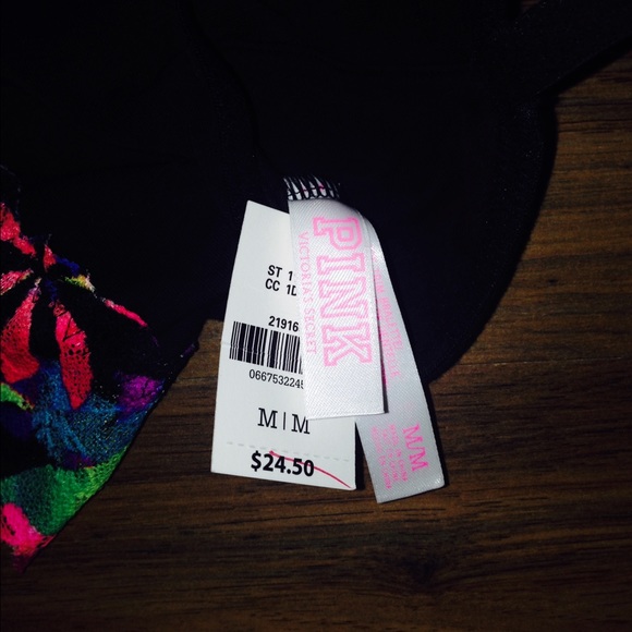 Traded ❗️VIctoria Secret bralette ❗️ - Picture 3 of 3