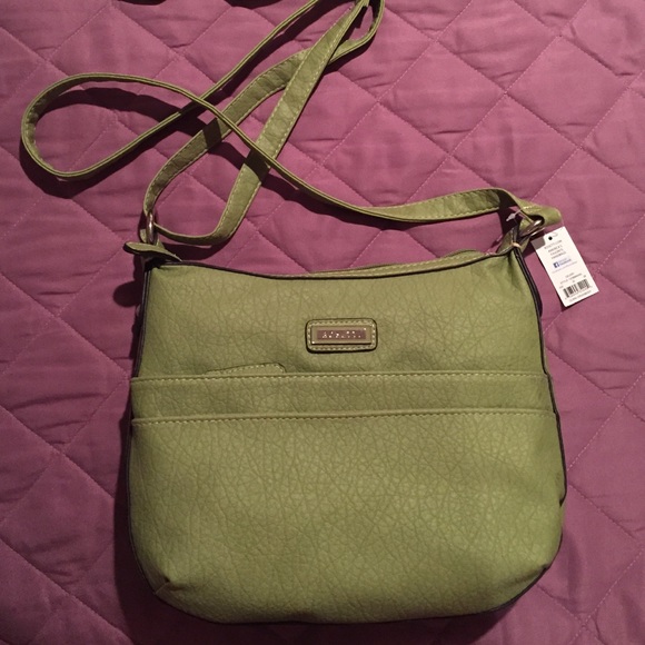 💖HP💖 NWT Rosetti cross body purse