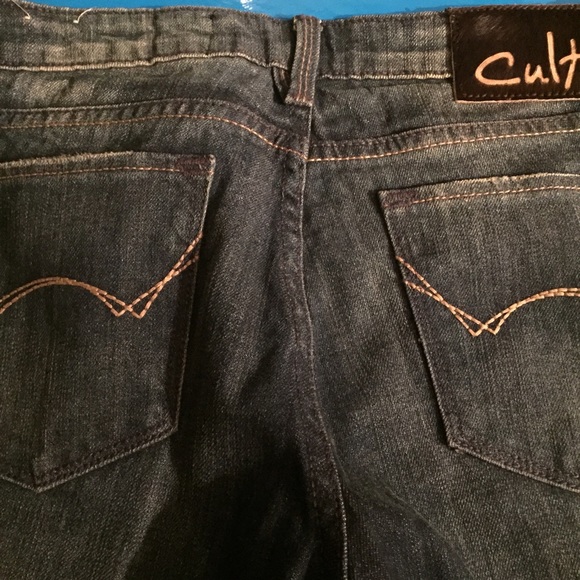 Jeans - Picture 2 of 3