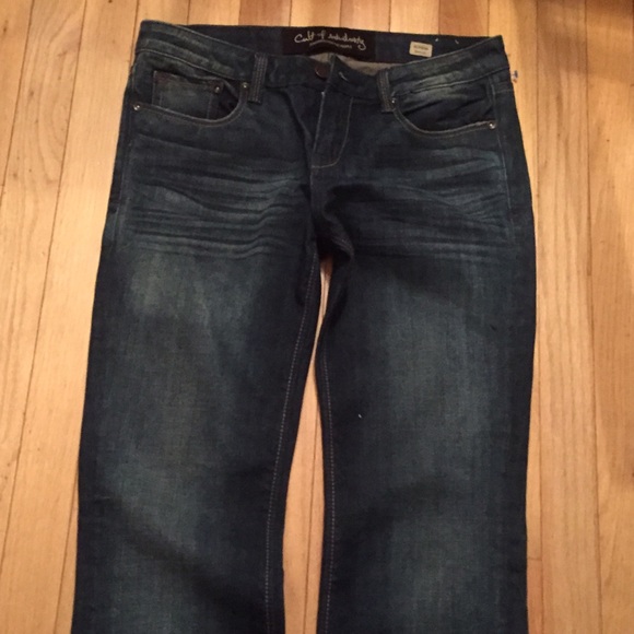 Jeans - Picture 3 of 3