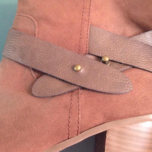 Dark brown ankle boots - Picture 2 of 4