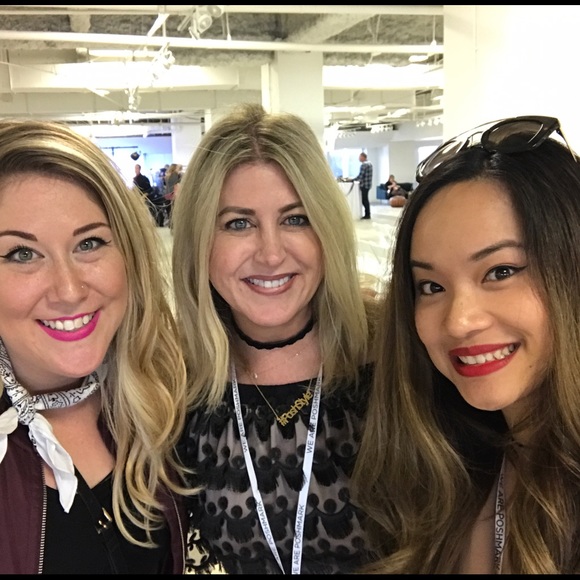 Hello Gorgeous! - Picture 3 of 4