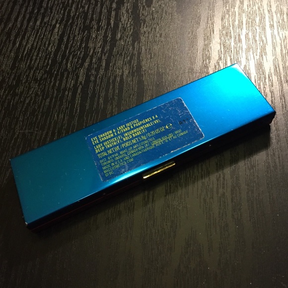 Wonder Woman lady justice quad - Picture 2 of 3