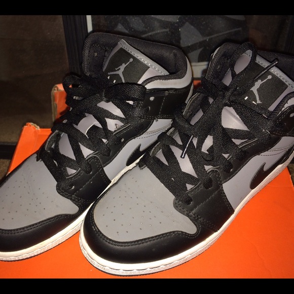 Jordan Shadow 1s Mids