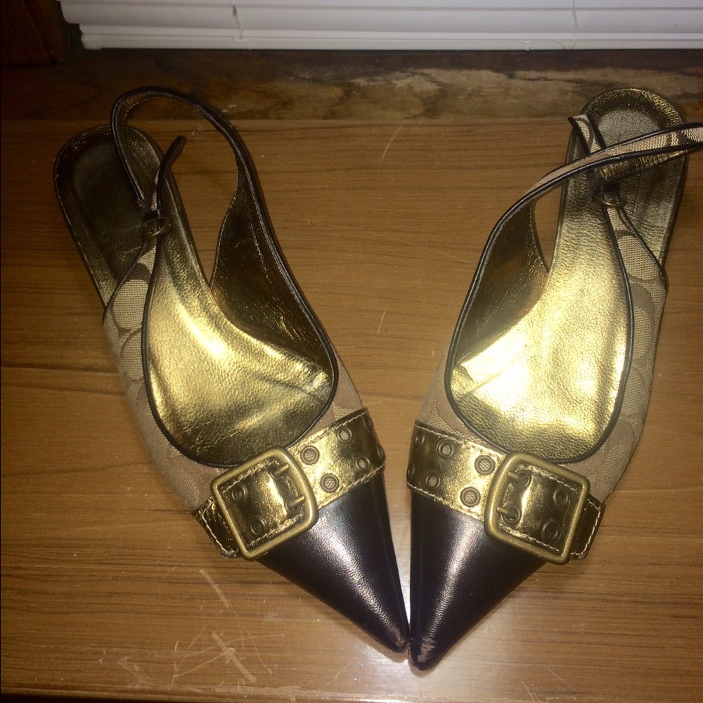 🏈 🎉HP Rare Coach Brigitte Gold Kitten Heels Sz 8