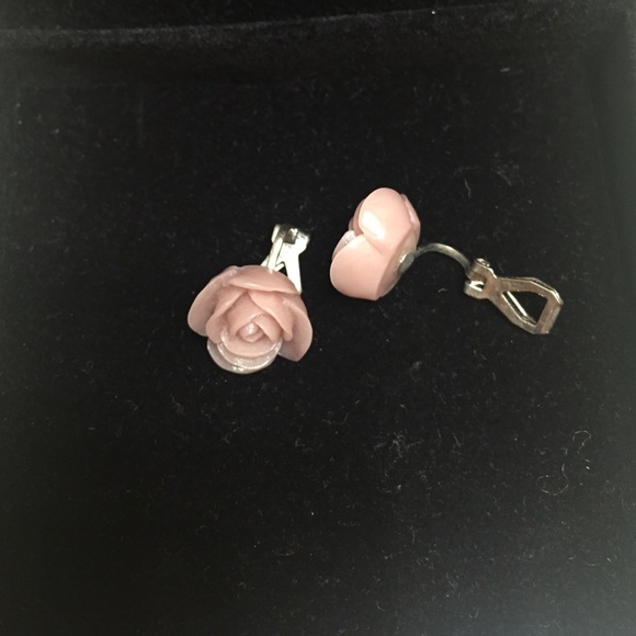 Clips - Picture 2 of 2