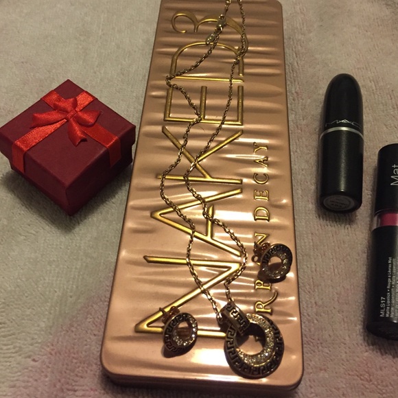 Cute Jewelry Set - Picture 4 of 4