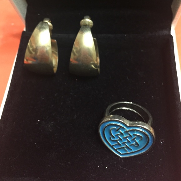 Clips and heart shape ring