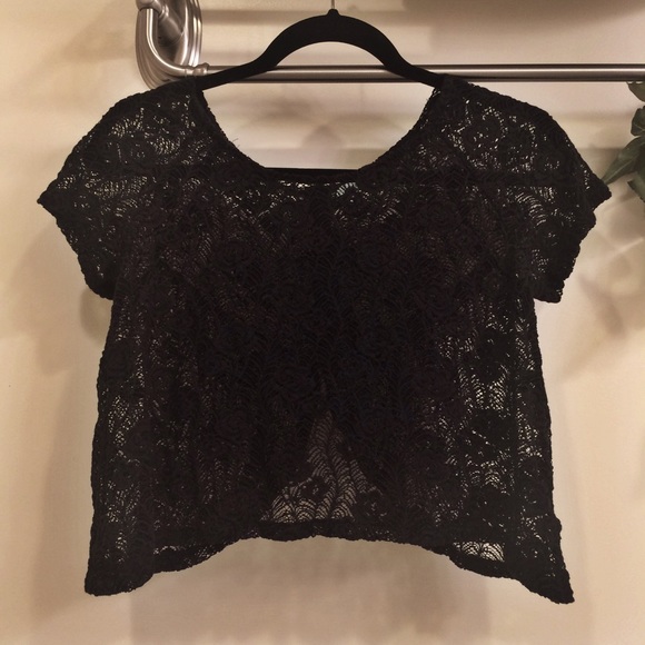 Kimchi Blue open back top size XS