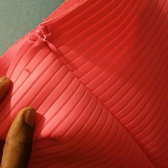 Pink - Picture 3 of 3