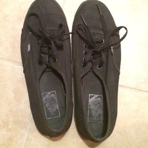 Women's all black vans