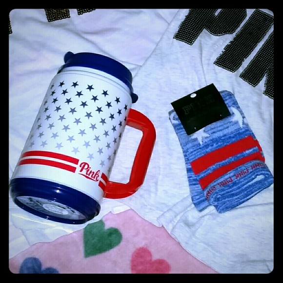 *NEW* PINK VS CHUG MUG & SOCKS