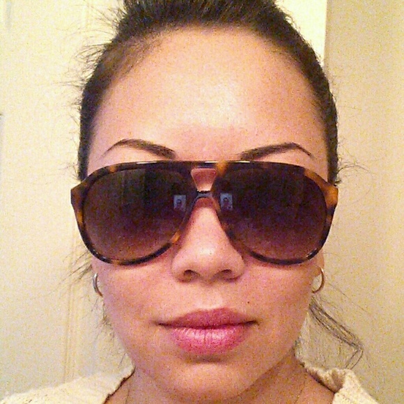 **Traded** Dolce and Gabanna Sunglasses