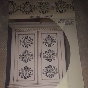 Stencil decor
