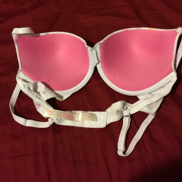 36c VS bra with matching thong - Picture 2 of 4