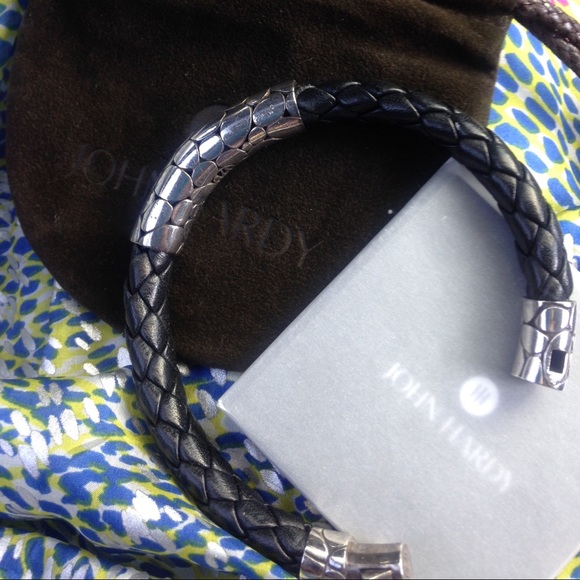 John Hardy black leather & 925 sterling bracelet