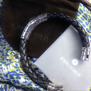 John Hardy black leather & 925 sterling bracelet