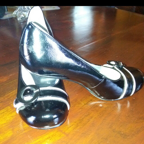 old fashion shoes