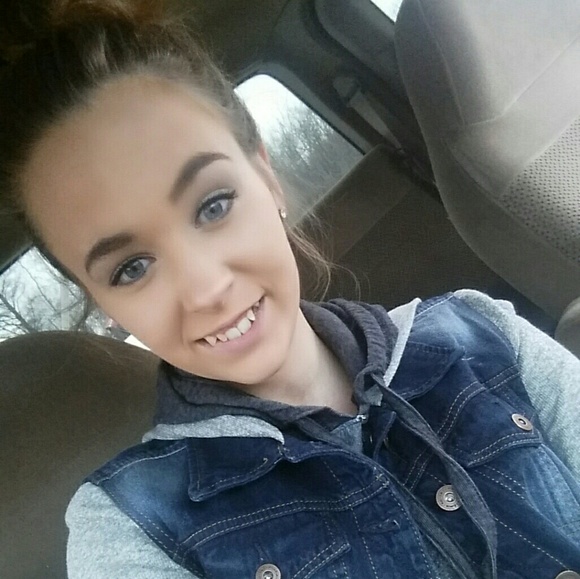 Meet your buyer/seller :) - Picture 2 of 8