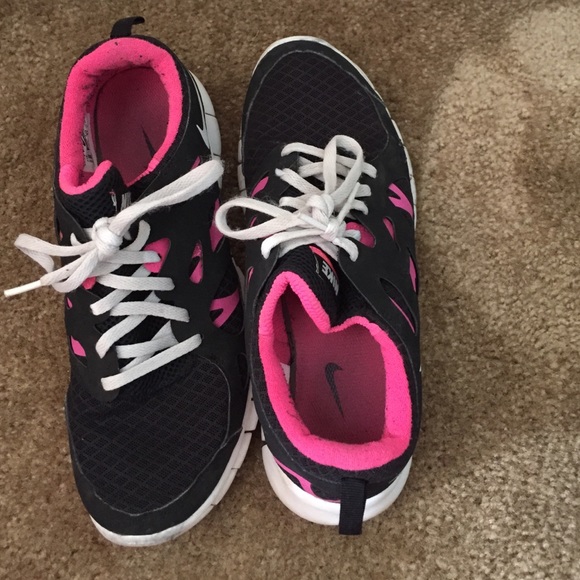 Nike Free Runs
