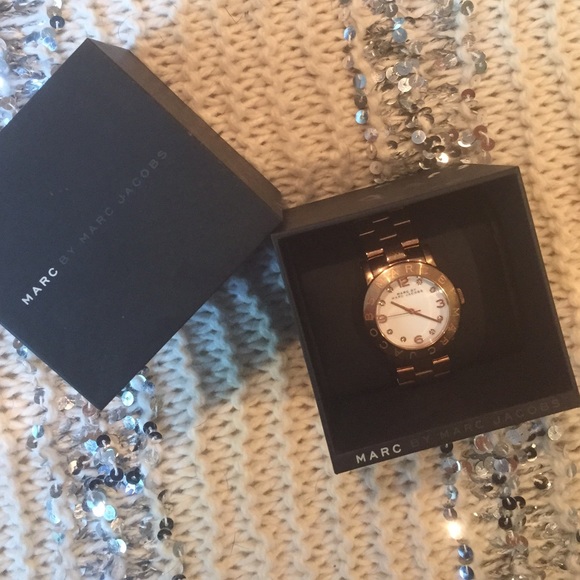 Marc By Marc Jacobs Amy watch - ROSE GOLD - Picture 4 of 4