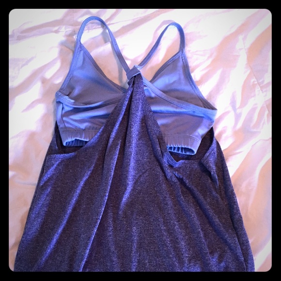❌SOLD❌NWOT womens C9 xs athletic top