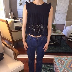 Additional photos of the Zara Trafaluc Crop Top!