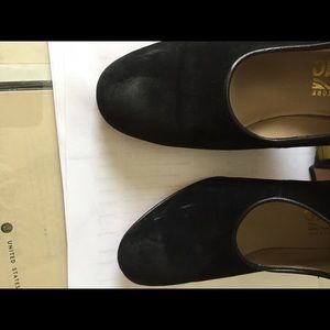 Extra photo added for Salvatore ferragamo shoes