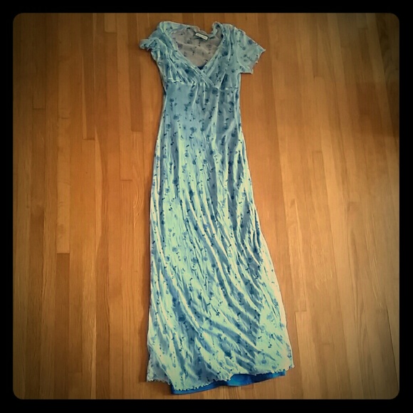 Floral long church dress sz S