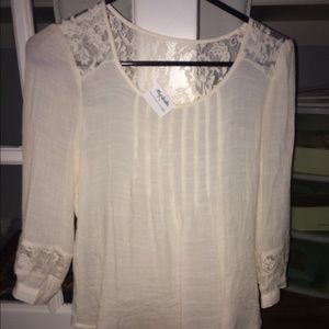 Mine NWT lace shirt