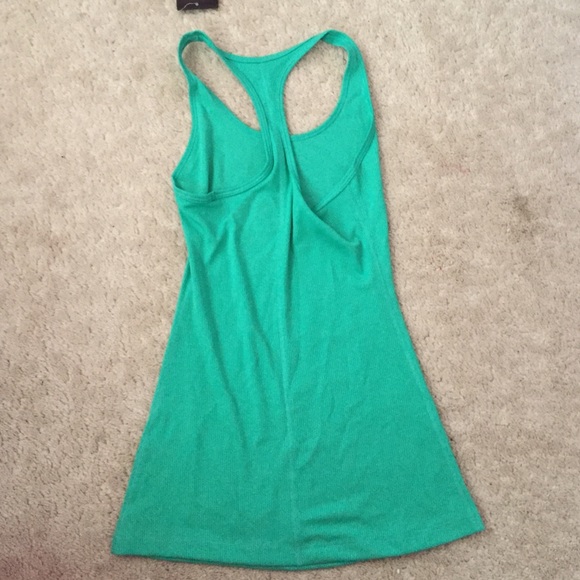 Nike Green Training Top - Picture 2 of 4