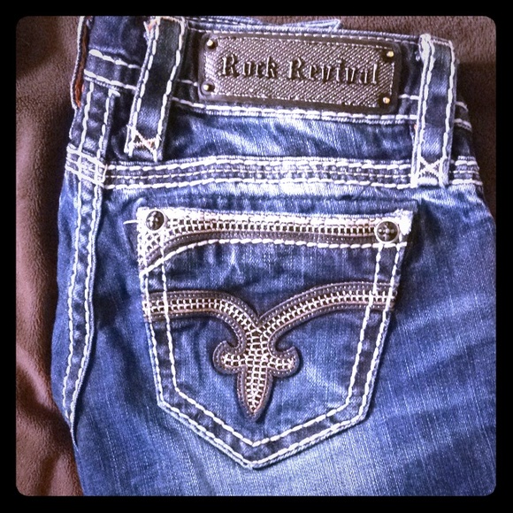 Rock Revival Dee Skinny Jean.  Waist 25, inseam 32