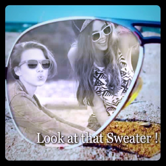 SWEATERS - Picture 1 of 1