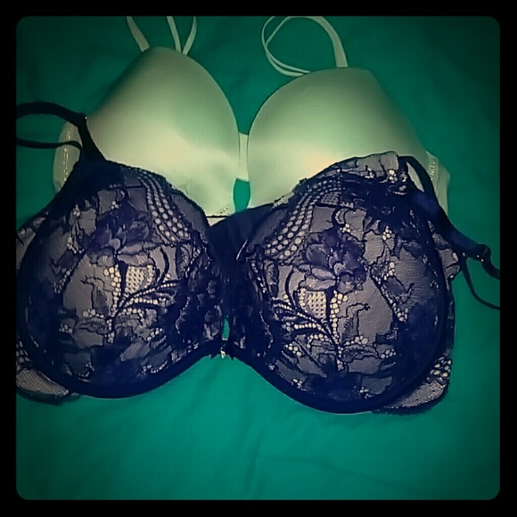 Bundle for @hellodyg