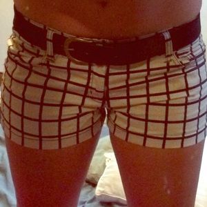 Guess Shorts with belt