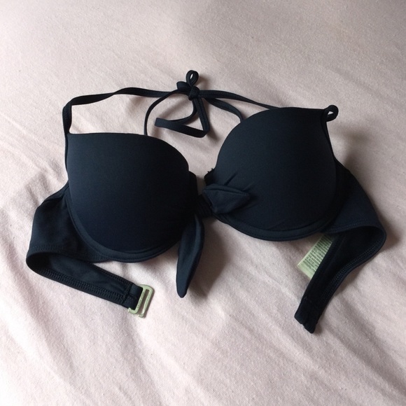 Gilly Hicks Swim Top