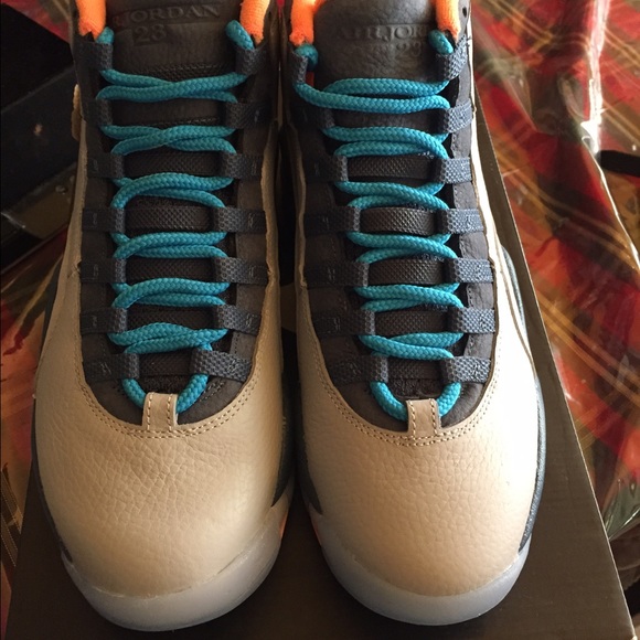 NIKE JORDAN RETRO 10 (bobkats)