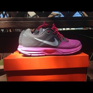 Nike Pegasus 30 size 6