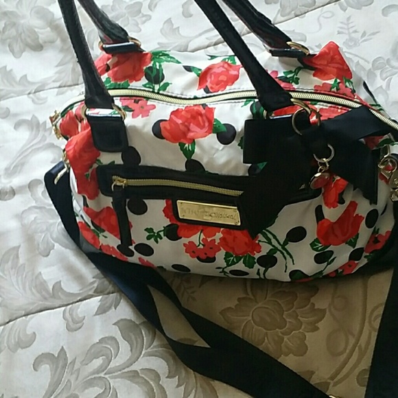 Betsey johnson purse