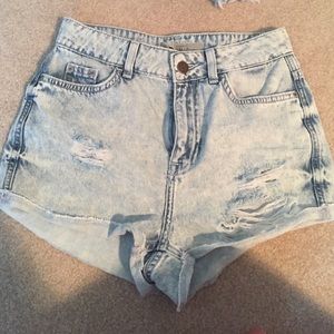 Top shop high wasted shorts!