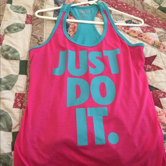 Nike tank top - Picture 1 of 3