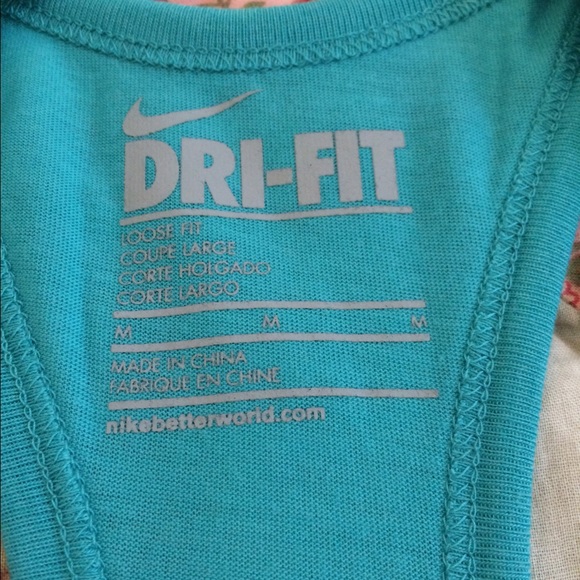 Nike tank top - Picture 3 of 3