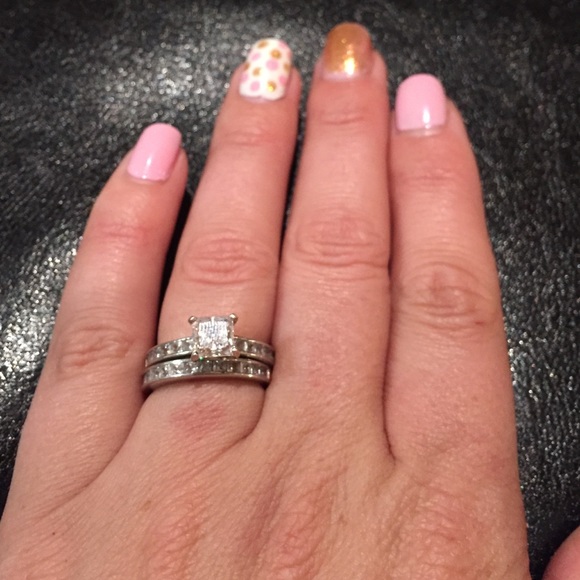 Used ring set - Picture 3 of 3