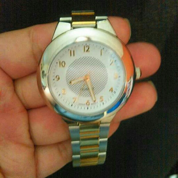 Man's and women watches