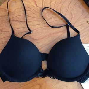 Gilly Hicks Bra from Hollister. NEW WITH TAGS!