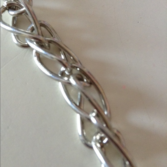 Silver Hearts Lecklace - Picture 3 of 4