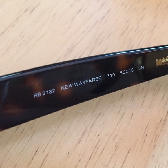 Ray Bans Wayfarer Sunglasses - Picture 4 of 4