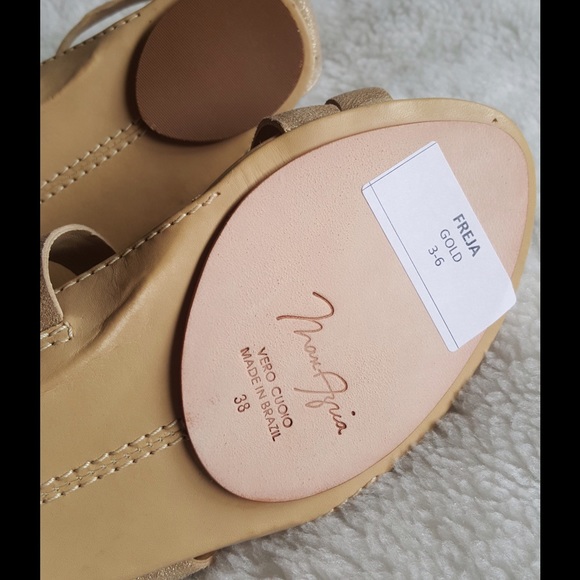 X SOLD X  BCBGMaxAzria Gold Freja Sandal - Picture 4 of 4