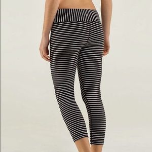Lululemon parallel stripe wunder under crops